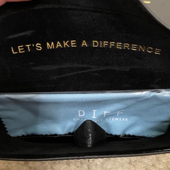 DIFF Summer Blue Light Glasses - Picture 6 of 8